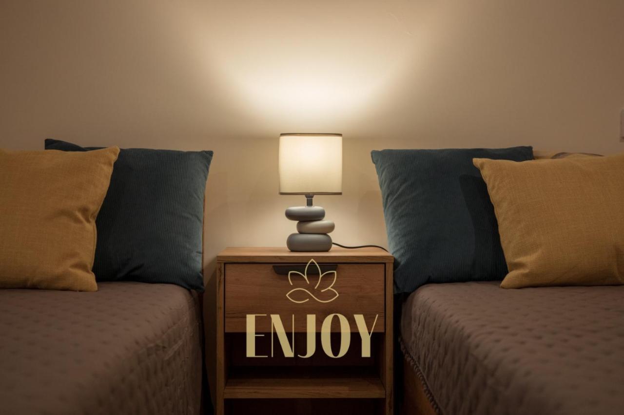 Enjoy Flat By Tonsdeverde Braga Eksteriør bilde