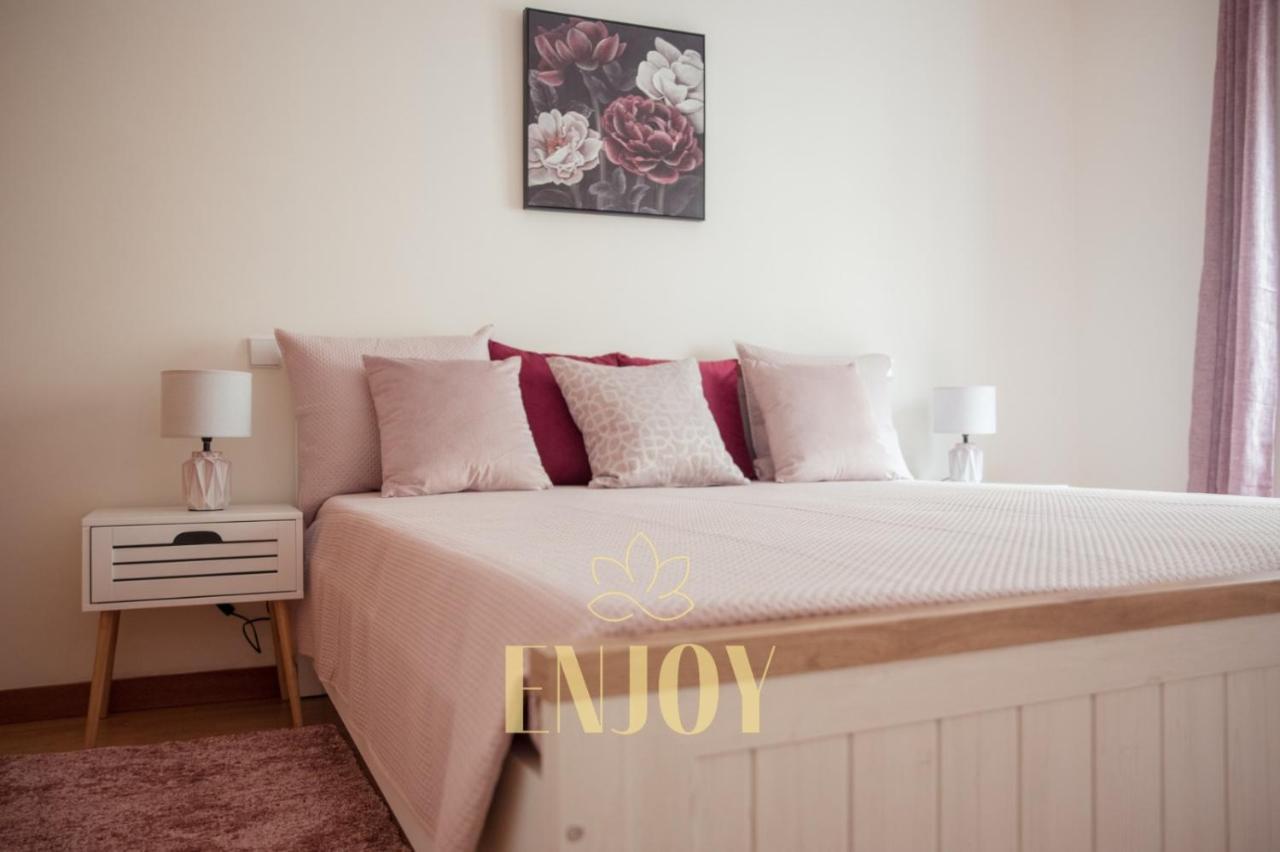 Enjoy Flat By Tonsdeverde Braga Eksteriør bilde