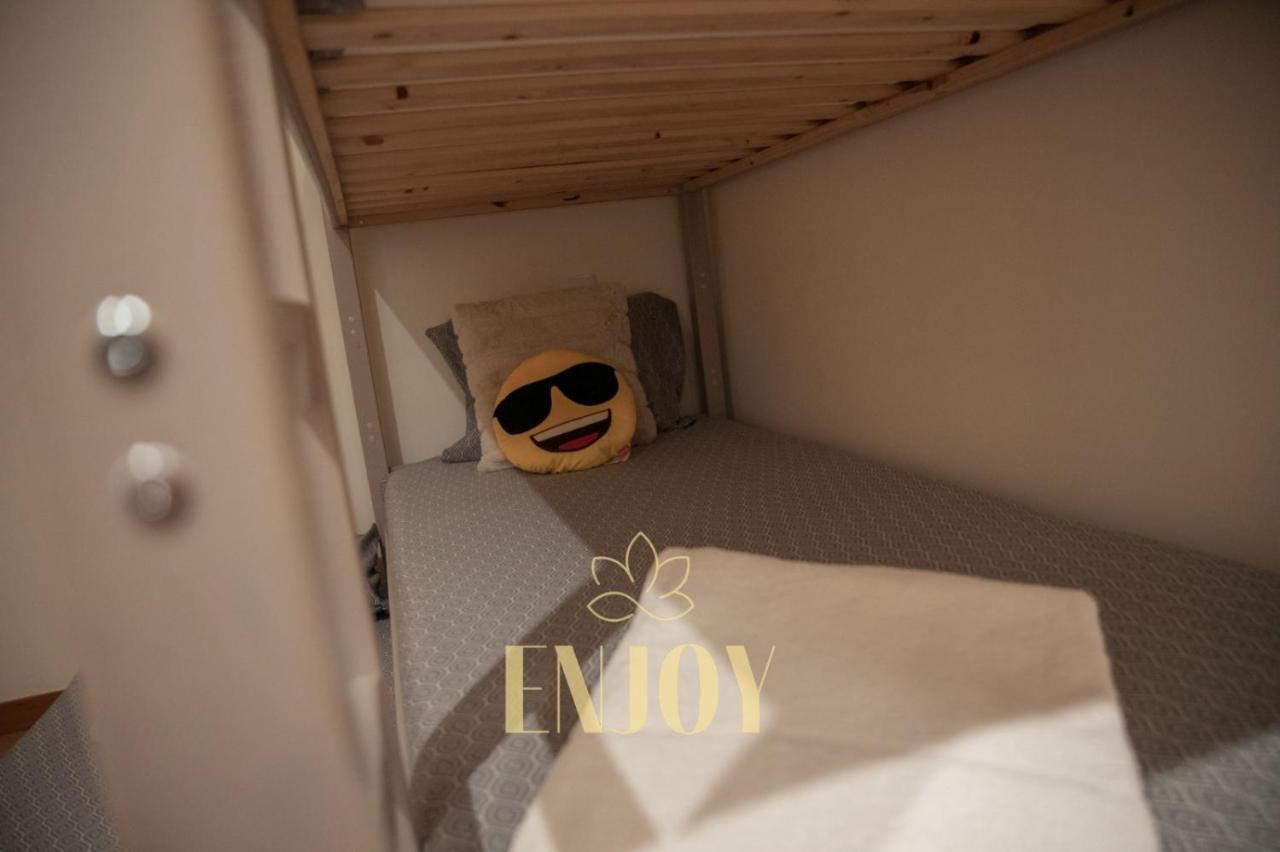 Enjoy Flat By Tonsdeverde Braga Eksteriør bilde